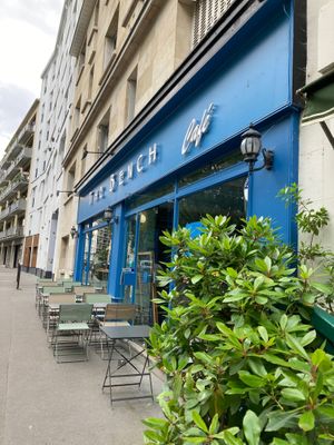  at The Bench Café in Paris