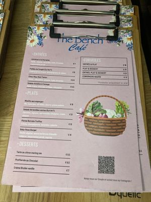  at The Bench Café in Paris