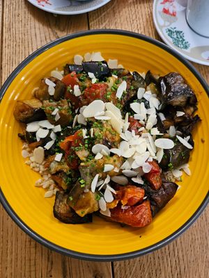  at The Bench Café in Paris