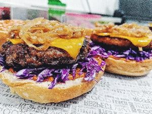  at Atipik Street Food in Saint-leu