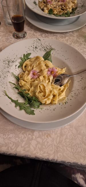 Vegan cheesy pasta at PiranArt Restaurant & Gelateria & Caffeteria in Piran