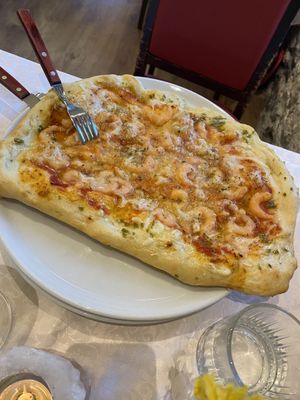 Seafood pizza   at PiranArt Restaurant & Gelateria & Caffeteria in Piran