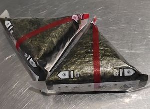 Rice dumplings, good at Hongxuan Cafe 宏軒 in Kuching