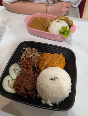  at Hongxuan Cafe 宏軒 in Kuching