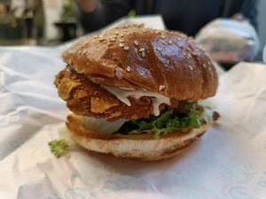 Chikn burger at Flip n Dip in Vienna