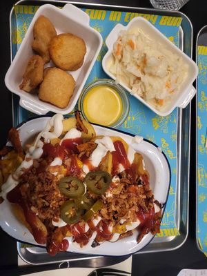 Elephant fries, nuggets and coleslaw at Flip n Dip in Vienna