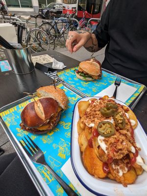  at Flip n Dip in Vienna