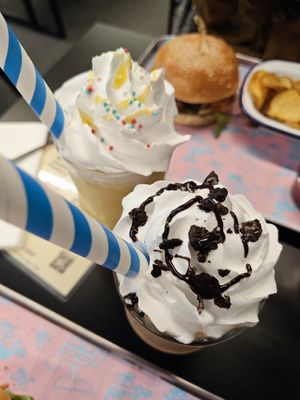 Good shakes, nice sprinkles at Flip n Dip in Vienna