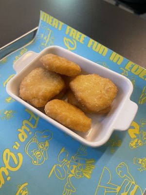 Nuggets   at Flip n Dip in Vienna