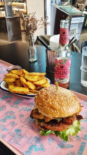 Chicken burger at Flip n Dip in Vienna