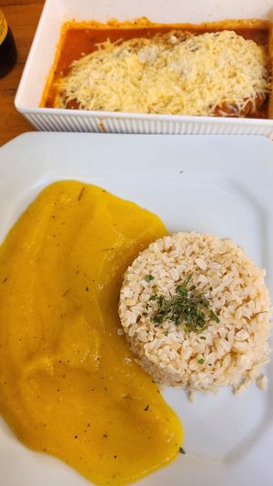 Whole rice, potato puree, soy meat parmegiana at Só Verde - Botafogo in Rio De Janeiro