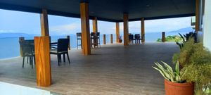 Verde View Villas, Grand Veranda at Verde View Villas in Puerto Galera