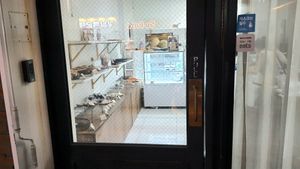 entrance to location at Miam-o Bread 미얌오브래드 in Seoul