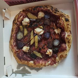 VIOLETTA

15,90€ at RAZZO Vegan Pizza Bar in Cologne