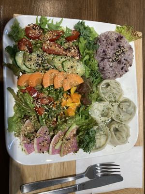 Dumpling plate  at Zirael Vegan Restaurant in Kyoto