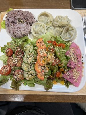 Dumpling platter  at Zirael Vegan Restaurant in Kyoto