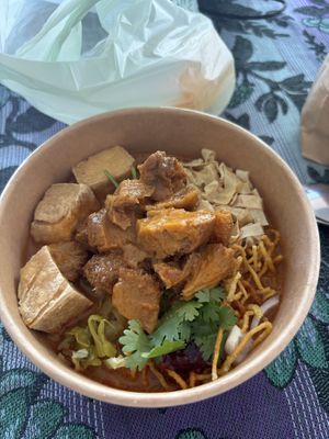 Tofu noodles   at Veganerie - Kingkeaw in Bangkok