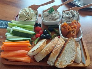 Nib & Tuck at Eat.Co in Bangkok