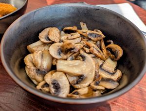 Garlic mushrooms at Hooper's in Swansea