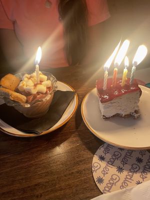Smokes de crème and guava lime cheesecake  at Good Intentions in St Petersburg