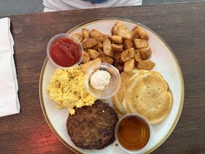 “Slam Grand"  at Good Intentions in St Petersburg