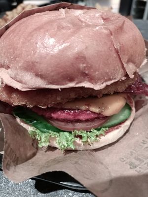 Big veganski at VINCENT - The Playce in Berlin