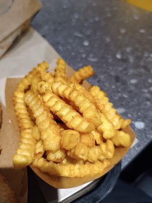 Cajun chips at VINCENT - The Playce in Berlin