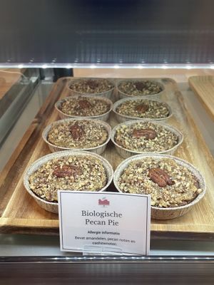   at Mayple, Golden Cakes- Maastricht in Maastricht