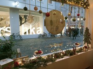 Wat een prachtige zaak vol lekkers 🙌 at Mayple, Golden Cakes- Maastricht in Maastricht