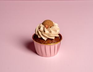 Saesonal Cake at Mayple, Golden Cakes- Maastricht in Maastricht