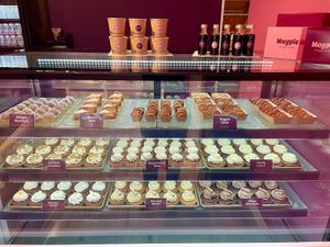  at Mayple, Golden Cakes- Maastricht in Maastricht