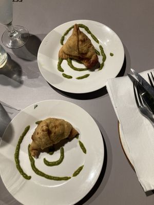 Samosas at Tarka Indian Food & Drinks in Almeria