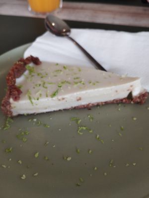 Vegan lemon tart at Green Bistrot in Guimaraes
