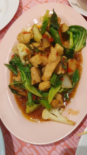 Pad Grapao at nari Thai Eatery in Bern