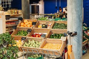 Supermarkt at Onkel Salamat in Luzern