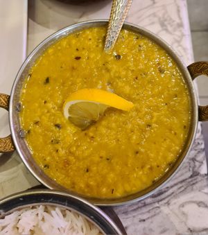 Lentils dal at Chapati in Saint-malo