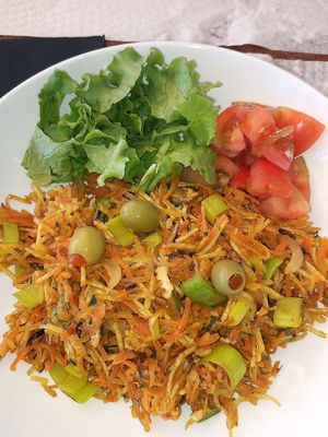 Legumes à Brás at Snack bar O 30 in San Jorge