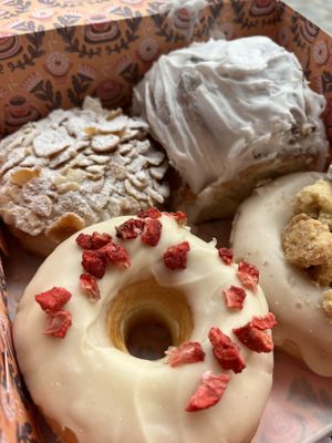 White Chocolate strawberry   at Brammibal's Donuts - Altona  in Hamburg