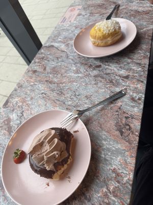 Chocolate mouse and mango sticky ricee  at Brammibal's Donuts - Altona  in Hamburg