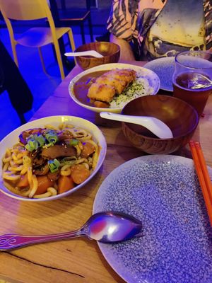 Curry udon and Katsu curry at Modoki Funky Roll in Barcelona