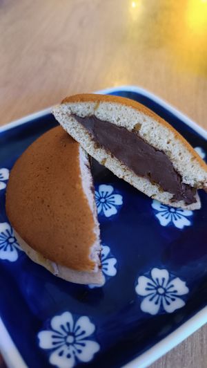Dorayaki de chocolate at Modoki Funky Roll in Barcelona