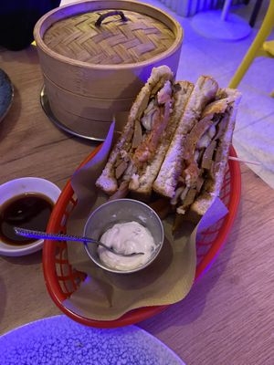 Sandwich with kimchi and mushrooms   at Modoki Funky Roll in Barcelona