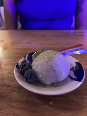 Mochi  at Modoki Funky Roll in Barcelona