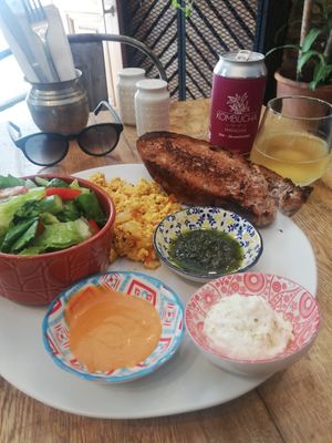 Tofu Scramble platter and kombucha at The Vegan Shack in Panama City