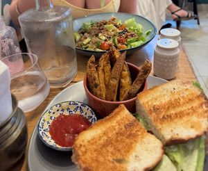 TLT was divine even the bread was toasted to perfection. It came w salad or fries, so glad we got fries they were delicious, as was Autumn Salad. Pretty in Pink smoothie delicious at The Vegan Shack in Panama City