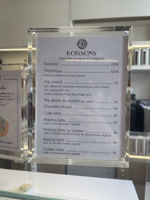 Drinks  at La Maison du Mochi - Legendre in Paris