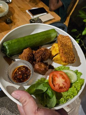 ~ 27/4/24 at Hejo Eatery in Bandung