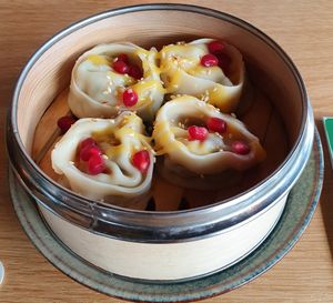 V8. Glänzender Exot  5.90 at Vegan Living in Magdeburg