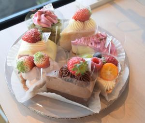 Seasonal vegan cakes at Frucru - フルクル in Toyama