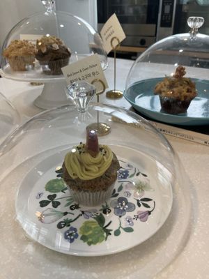   at Ffumz - 퓸즈 in Seoul